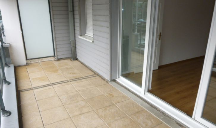 RESIDENCE RECENTE