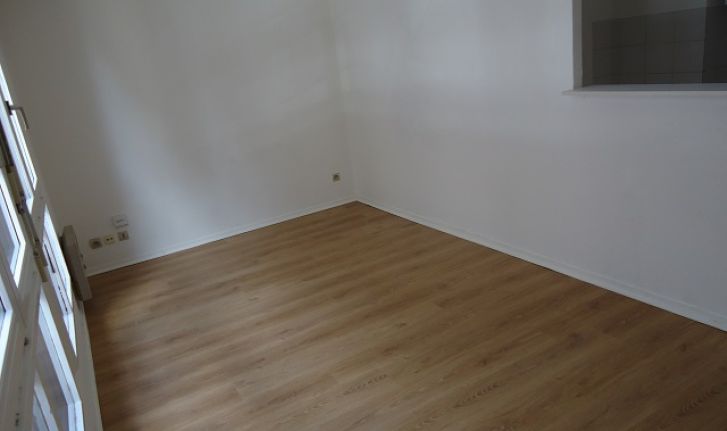Prox L. de Bettignies
