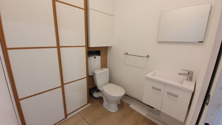LOCAL PROFESSIONNEL