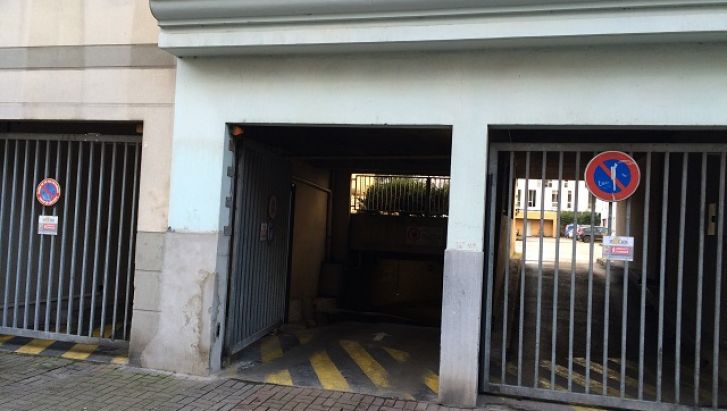 PARKING RUE DE LA DIGUE