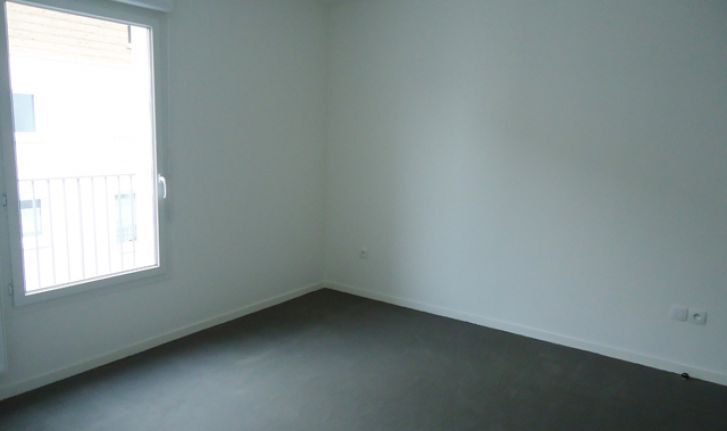 RESIDENCE RECENTE