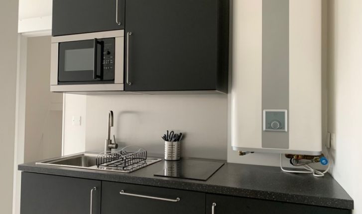 STUDIO MEUBLÉ RÉNOVÉ