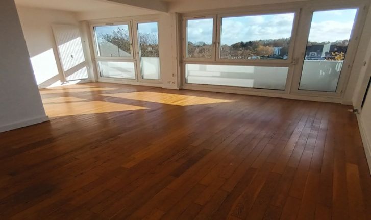 T4 DERNIER ETAGE