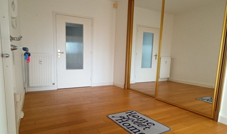 T4 DERNIER ETAGE