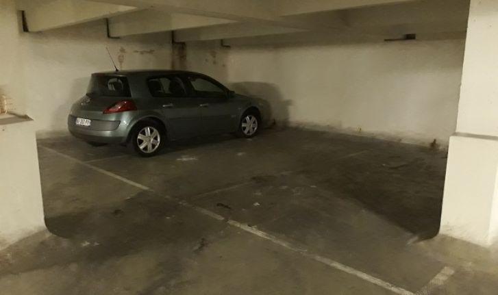 PARKING Quai du Wault VIEUX-LILLE