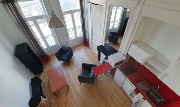 Studio meublé avec mezzanine proche Solférino
