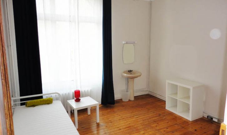 CHAMBRE ETUDIANTE no1  en colocation