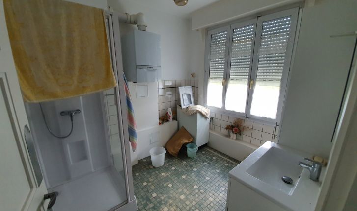 MAISON SEMI-MITOYENNE LOMME BOURG/LILLE