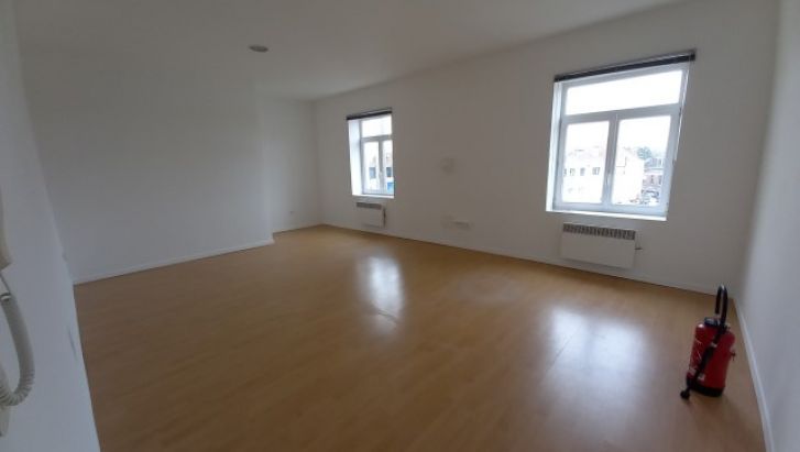 BUREAUX DE 27M2