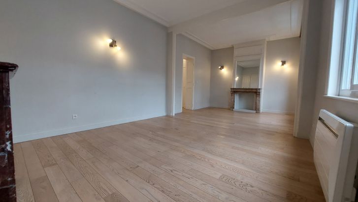 Beau & Grand T3 proche Mairie