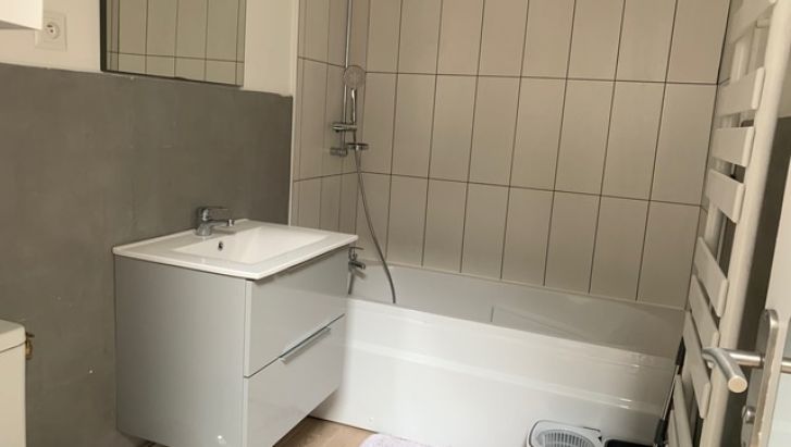 BEAU STUDIO meublé Secteur LILLE WAZEMMES