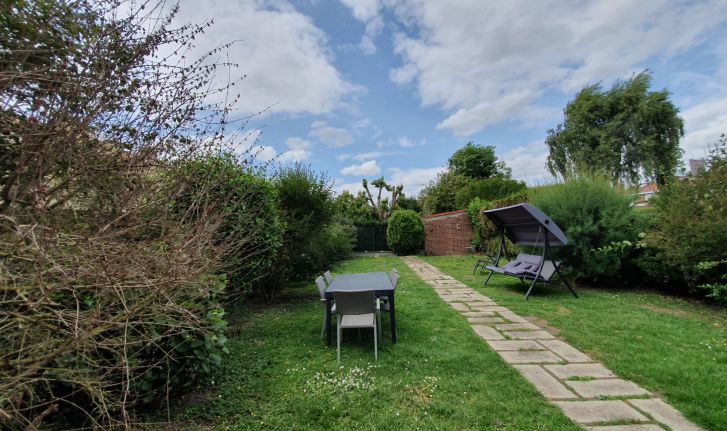 MAISON SEMI-INDIVIDUELLE - EMPLACEMENT IDEAL