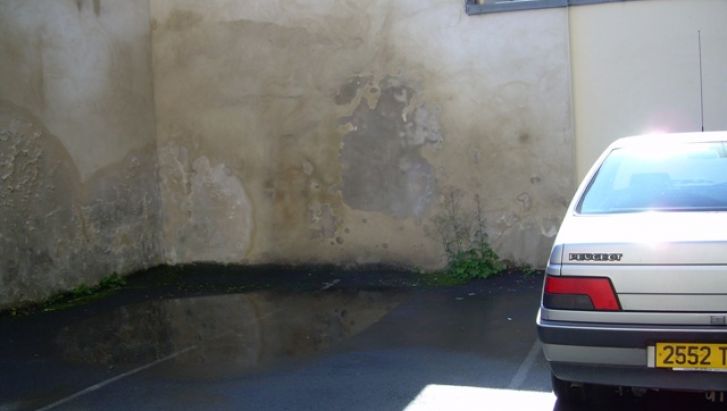 PLACE DE PARKING