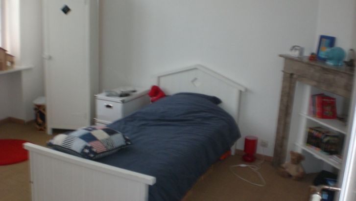 EMPLACEMENT TOP