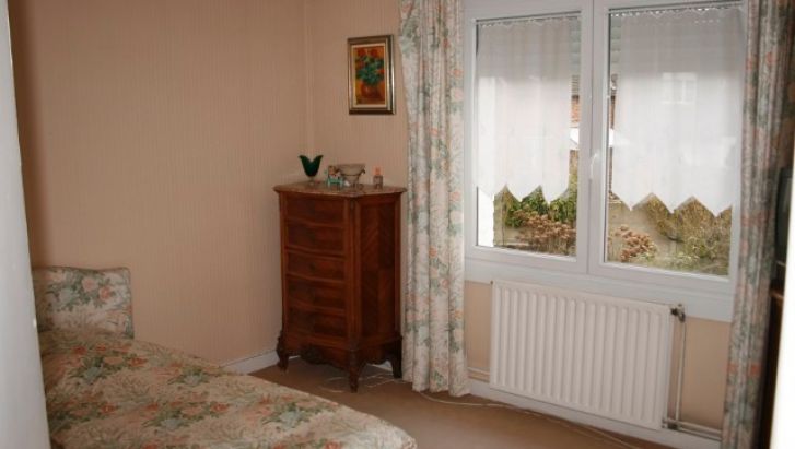 JOLIE MAISON